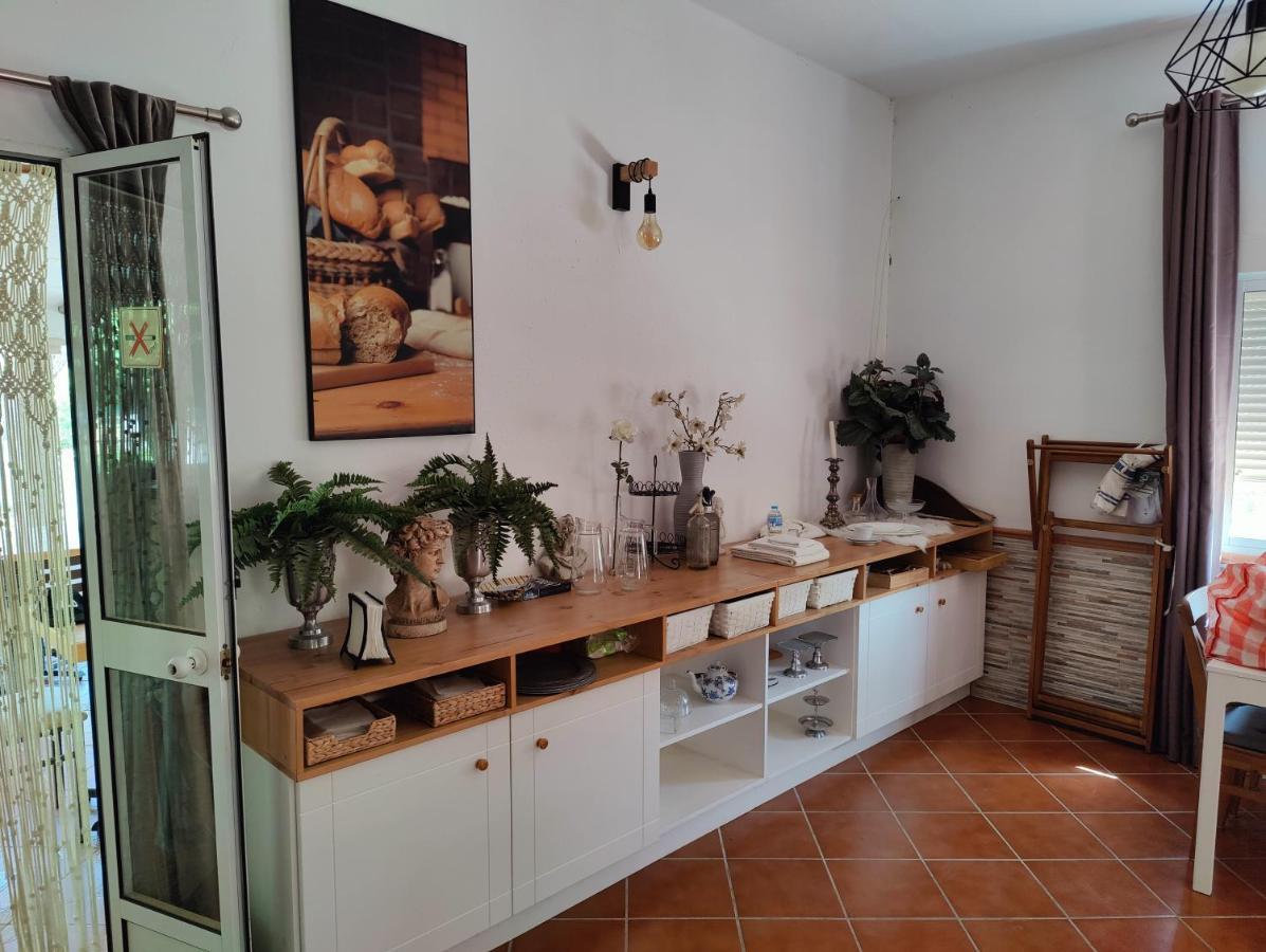 Cortijo Los Conquistadores Lucena Del Puerto Bagian luar foto